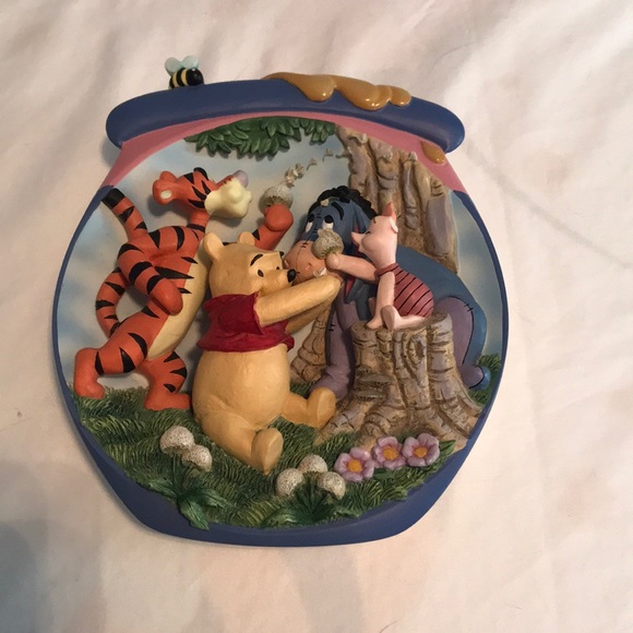 the bradford exchange Other - Winnie-The-Pooh Plate NWOT